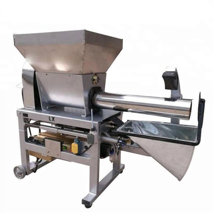 Sawdust bagging machine for cultivated mushroom (1)